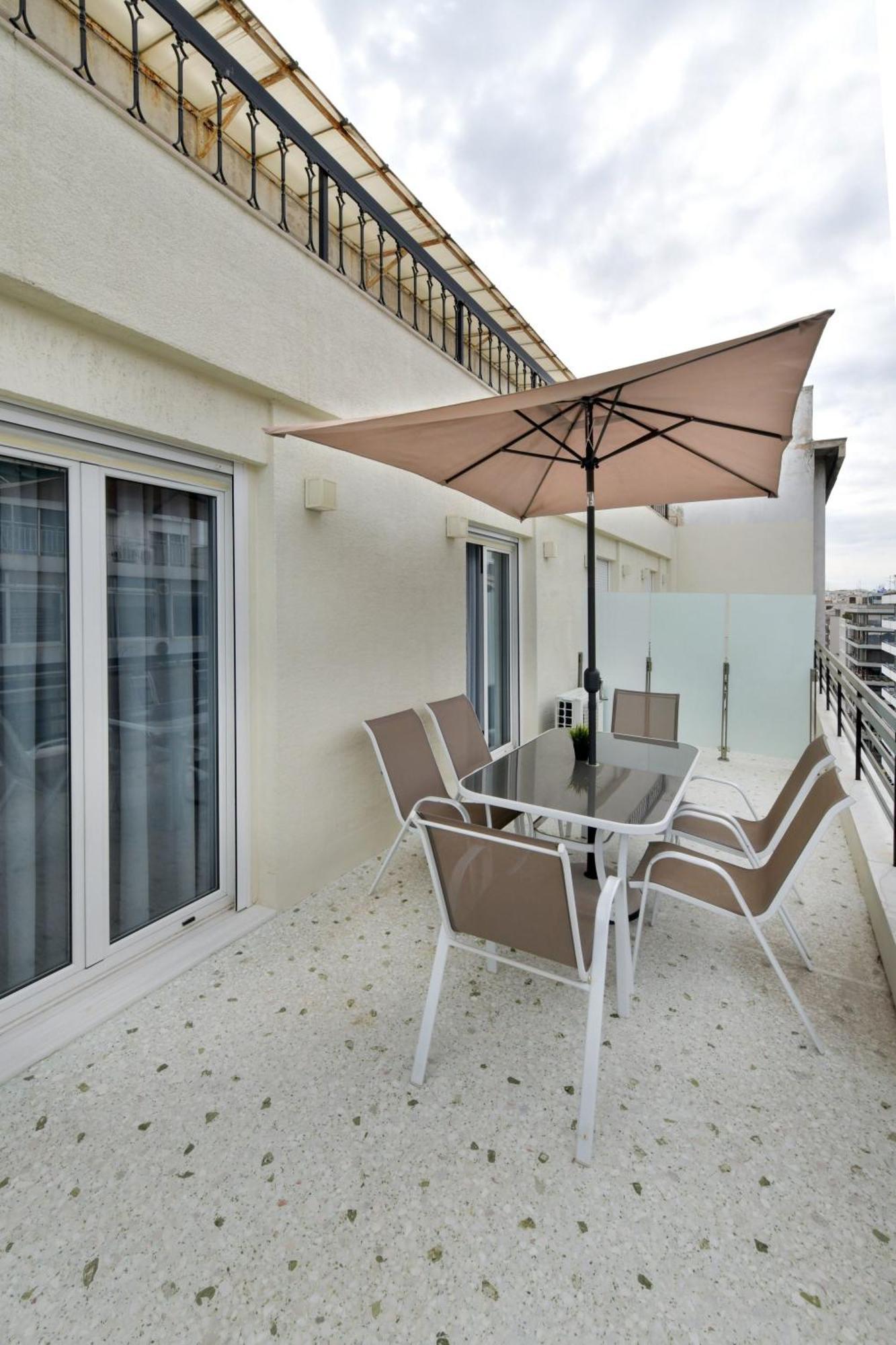 Porto Pireo By Superhost365 - Kolokotroni Apartment Exterior photo